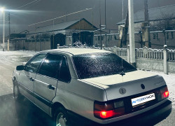 Volkswagen Passat 1992 года