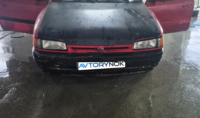 Mazda 323 1992 года
