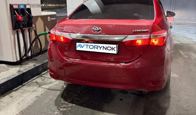 Toyota Corolla 2015 года