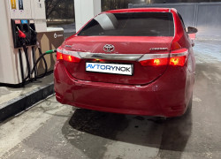 Toyota Corolla 2015 года