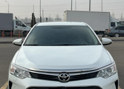 Toyota Camry 2015 года