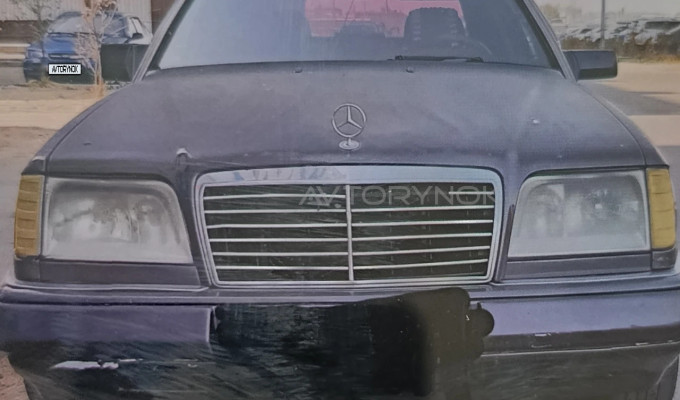 Mercedes-Benz E-Класс 1994 года
