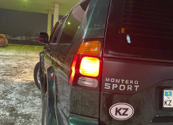 Mitsubishi Montero Sport 1999 года