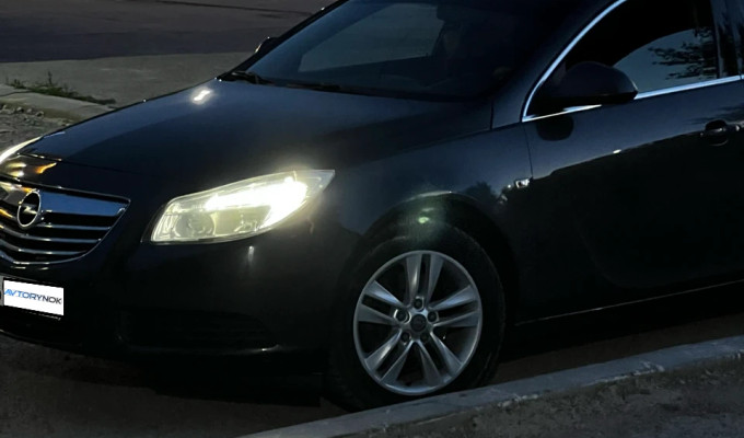 Opel Insignia 2009 года