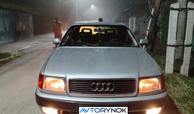 Audi 100 1994 года