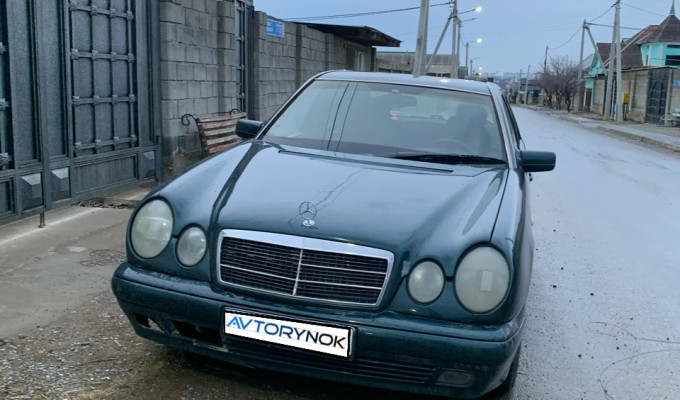 Mercedes-Benz E-Класс 1996 года