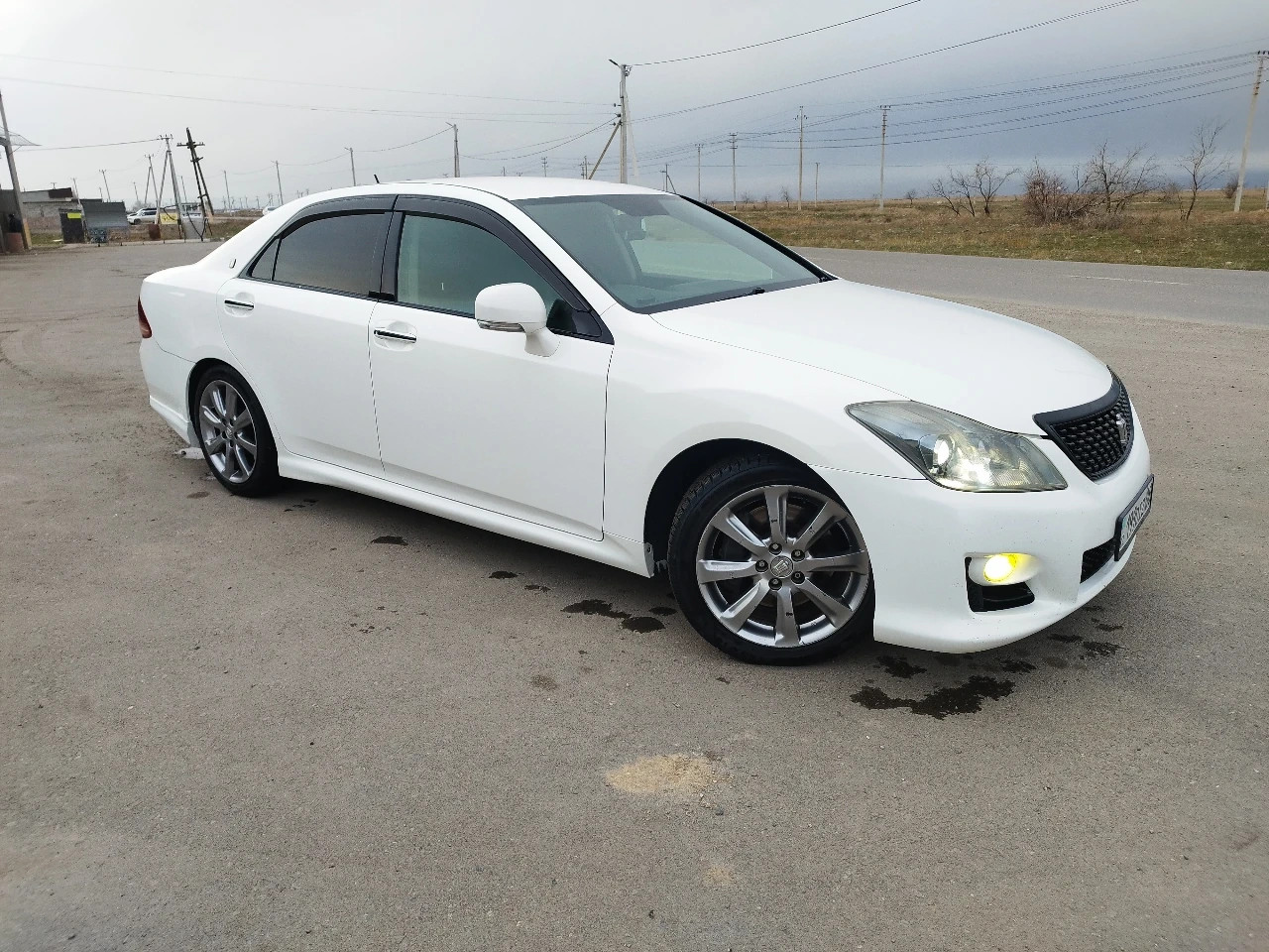 Toyota Crown, 2009