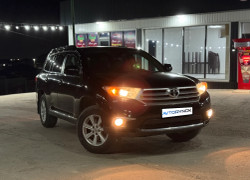 Toyota Highlander 2012 года
