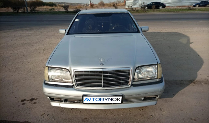 Mercedes-Benz S-Класс 1996 года