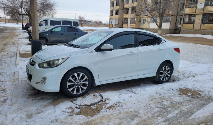 Hyundai Accent 2011 года