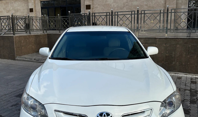 Toyota Camry 2007 года