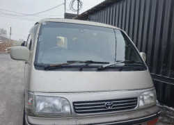Toyota Hiace 1995 года