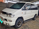 Mitsubishi Delica 2000 года