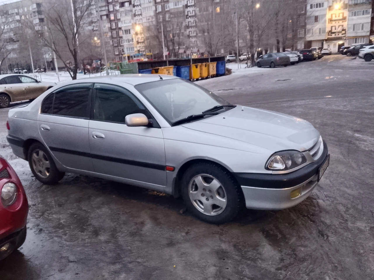 Toyota Avensis, 2002