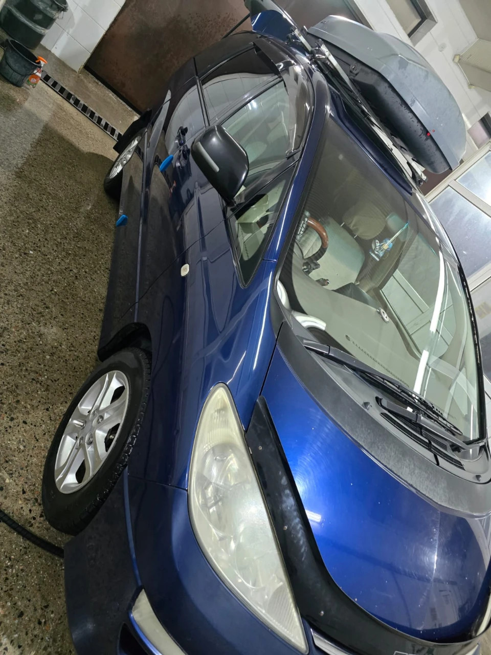 Toyota Estima, 2003