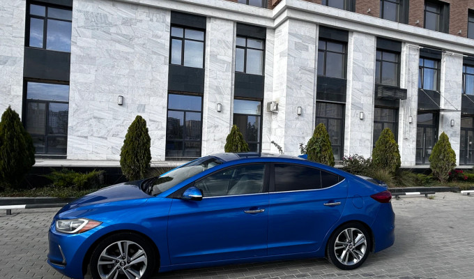 Hyundai Elantra 2016 года