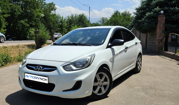 Hyundai Accent 2014 года