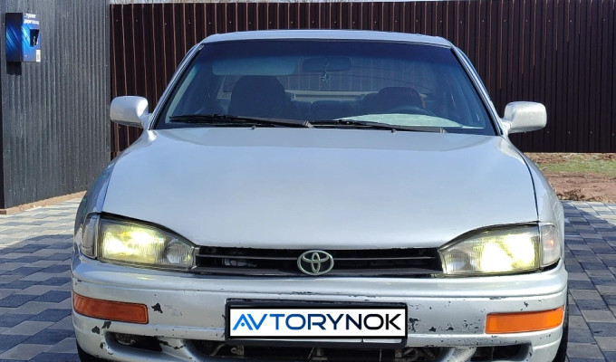 Toyota Camry 1993 года