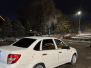 ВАЗ (Lada) Granta 2013 года