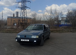 Volkswagen Passat 1990 года