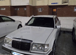 Mercedes-Benz E-Класс 1992 года