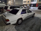 Mercedes-Benz E-Класс 1992 года