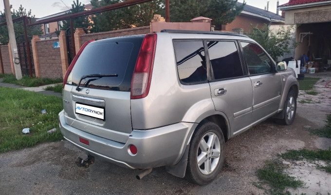 Nissan X-Trail 2003 года