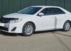 Toyota Camry 2012 года