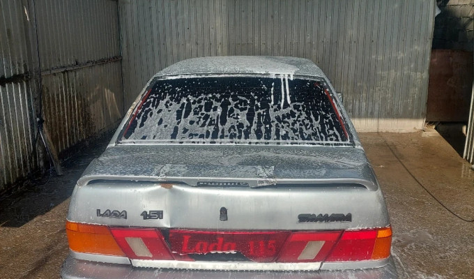 ВАЗ (Lada) 2115 2001 года