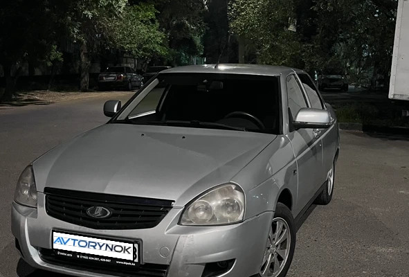 ВАЗ (Lada) Priora 2013 года