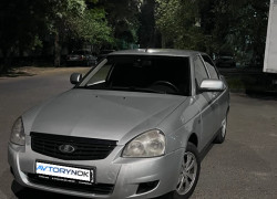ВАЗ (Lada) Priora 2013 года