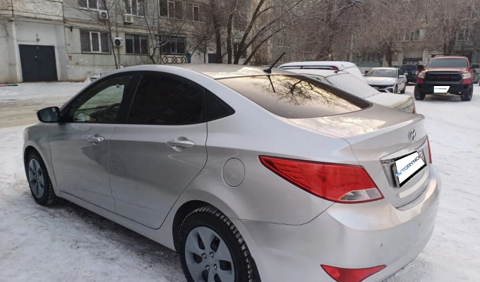 Hyundai Accent 2015 года