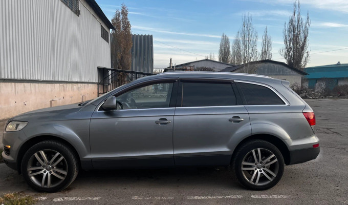 Audi Q7 2007 года