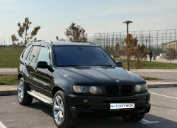 BMW X5 2001 года