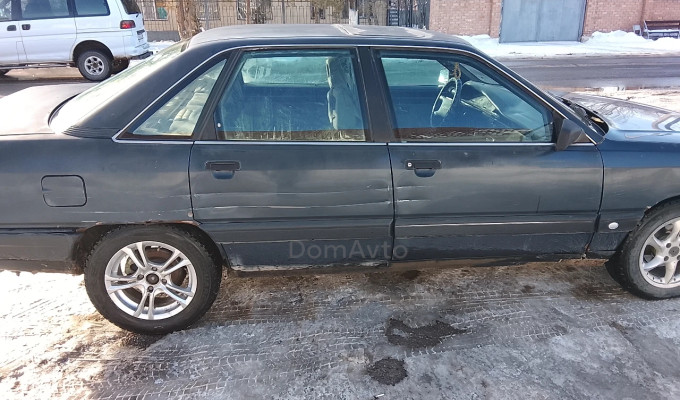 Audi 100 1989 года