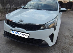 Kia Rio 2020 года