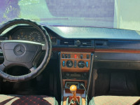 Mercedes-Benz E-Класс 1994 года