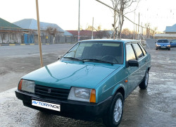 ВАЗ (Lada) 21099 2000 года