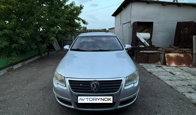 Volkswagen Passat 2005 года