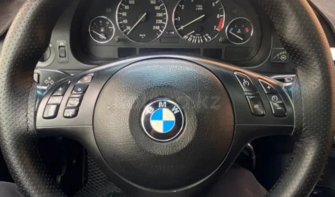 BMW 5 серия 2000 года