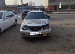 Toyota Avensis 2001 года