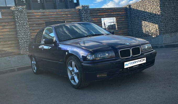 BMW 3 серия 1996 года