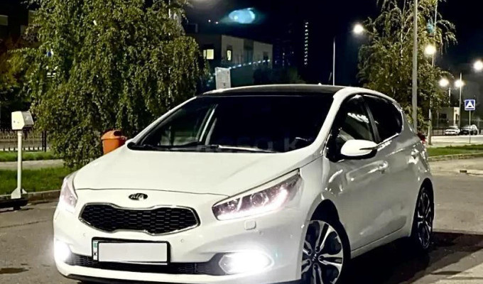 Kia Cee'd 2013 года