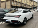 Hyundai Elantra 2023 года
