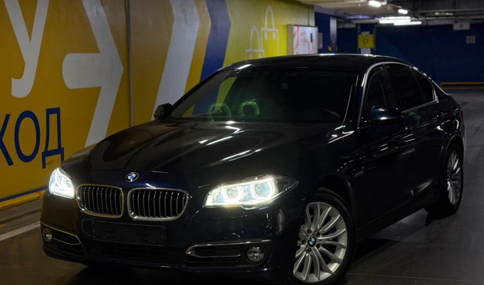 BMW 5 серия 2015 года