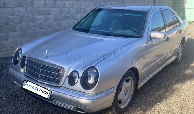Mercedes-Benz E-Класс 1999 года