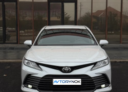 Toyota Camry 2024 года