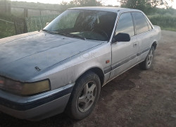 Mazda 626 1987 года
