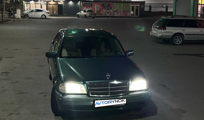 Mercedes-Benz C-Класс 1994 года