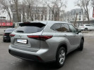 Toyota Highlander 2021 года